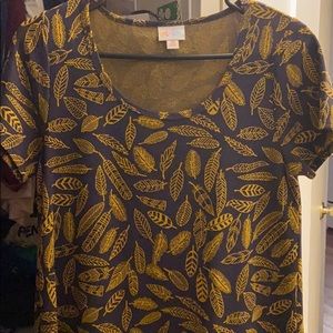 Lularoe top